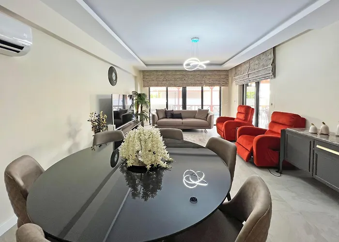 Paradise Town Majesty Villa *