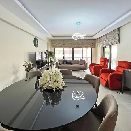 Paradise Town Majesty Villa *